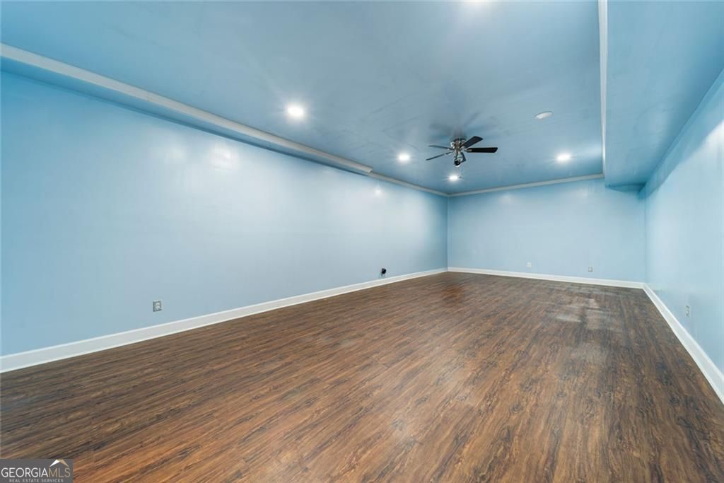 585 Settles Brook Court