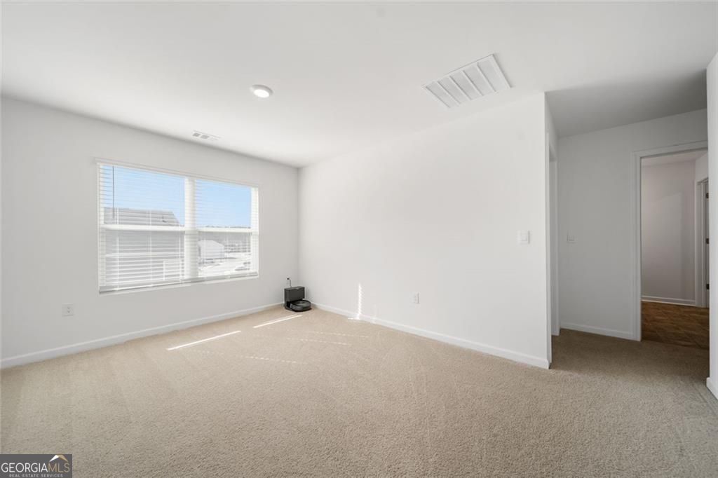 1593 Daisy May Court