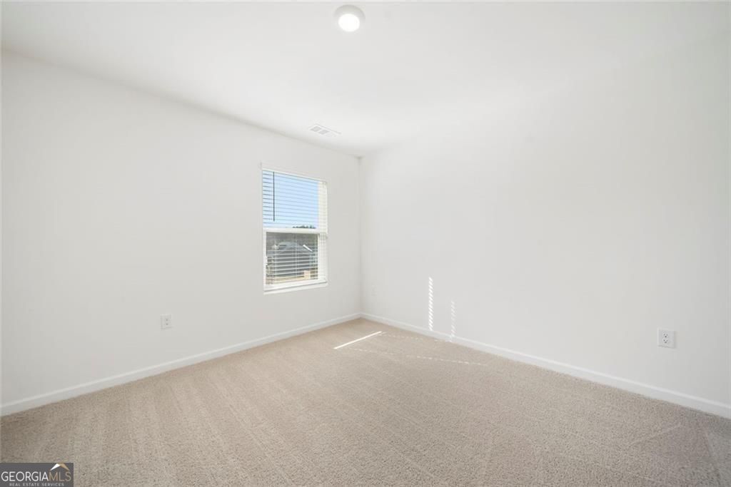 1593 Daisy May Court