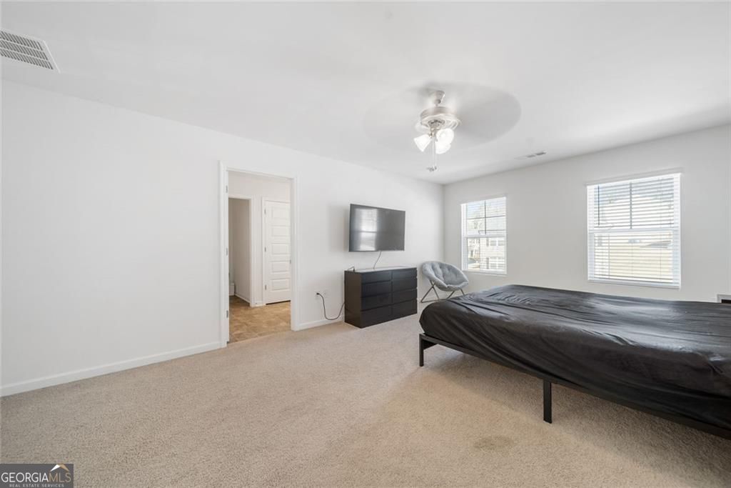 1593 Daisy May Court