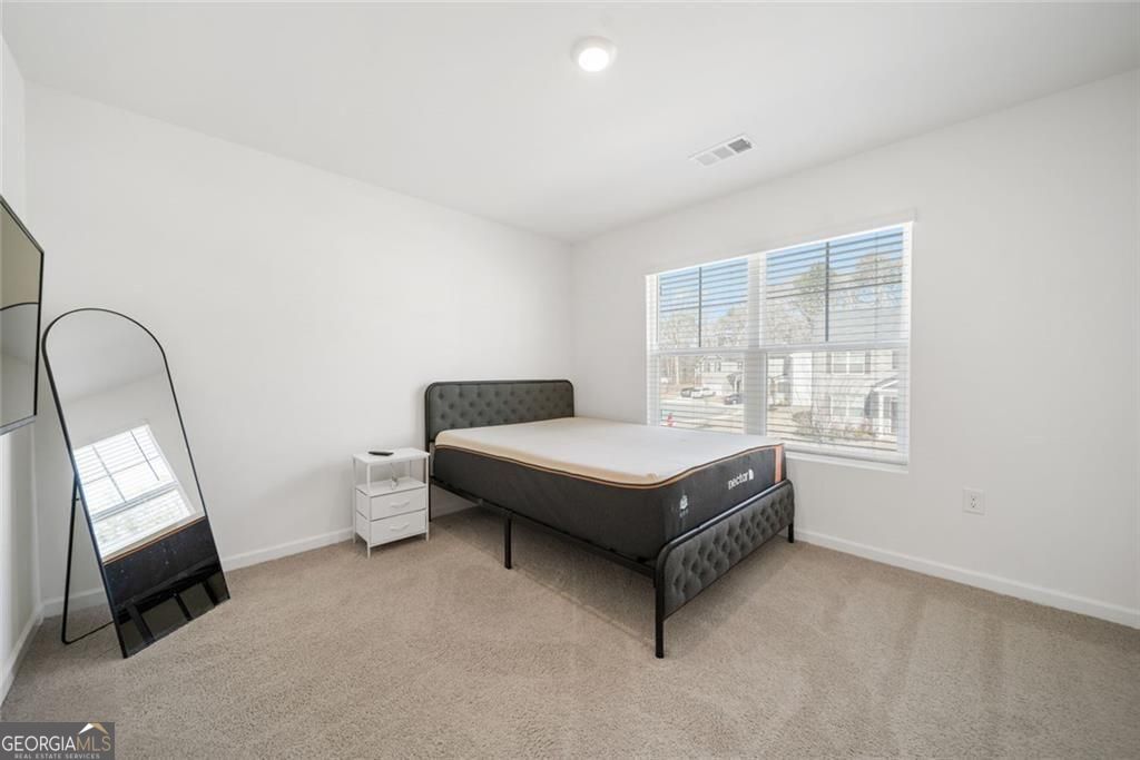 1593 Daisy May Court