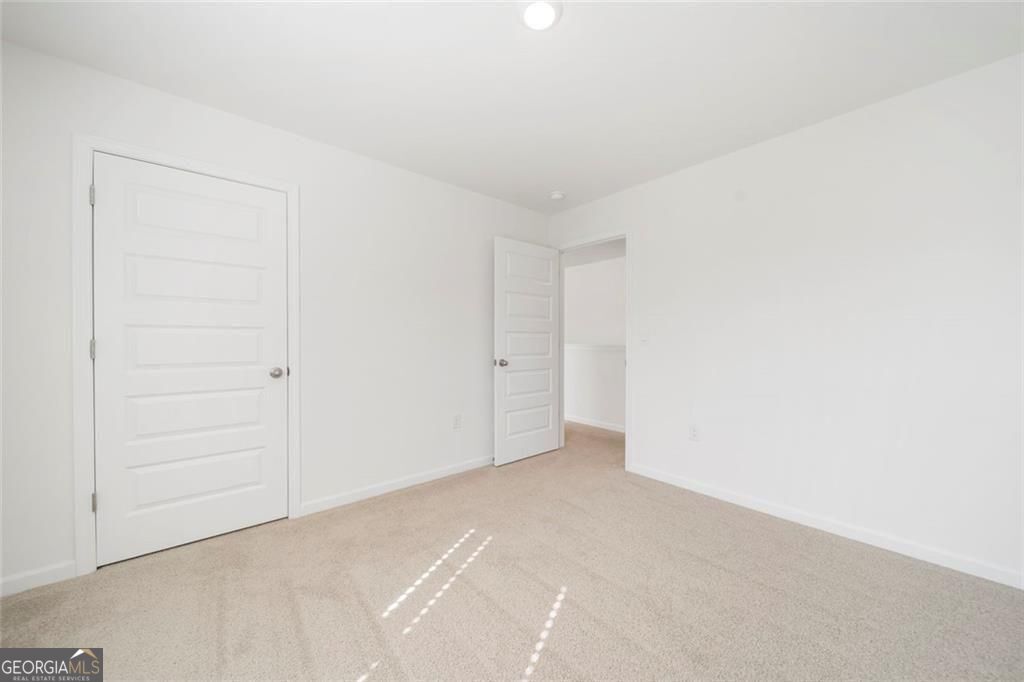 1593 Daisy May Court