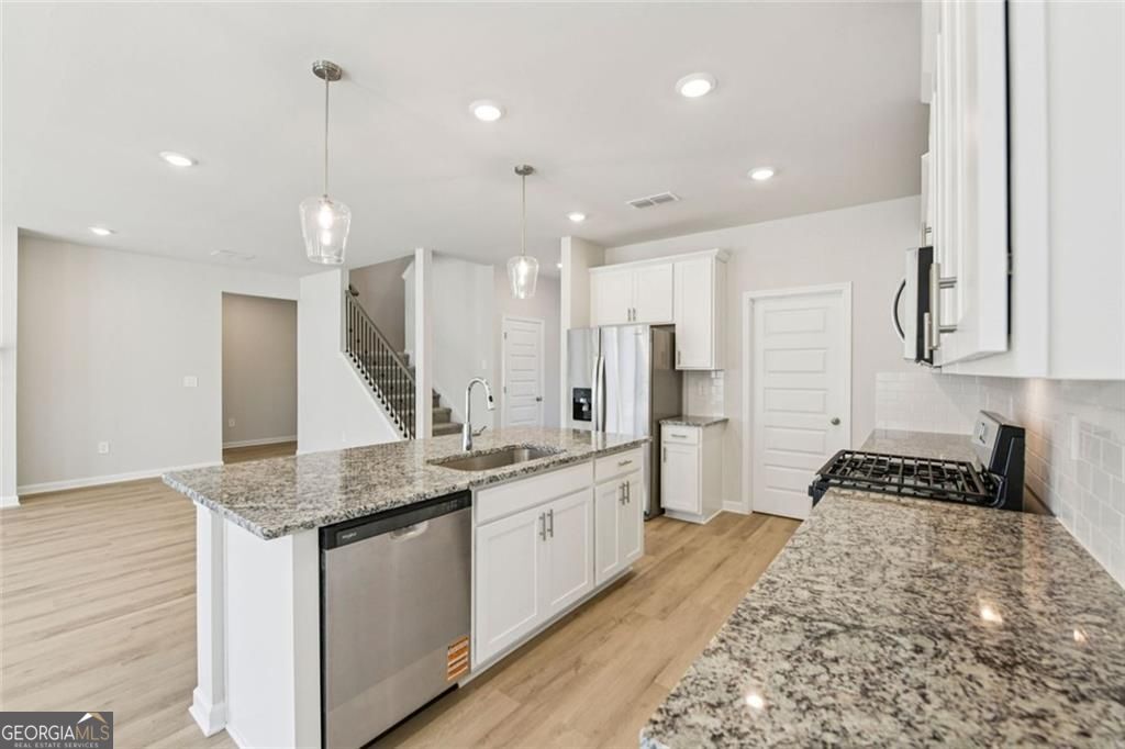 2374 Martin Spring Bend