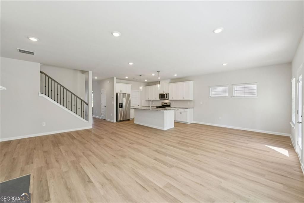 2374 Martin Spring Bend