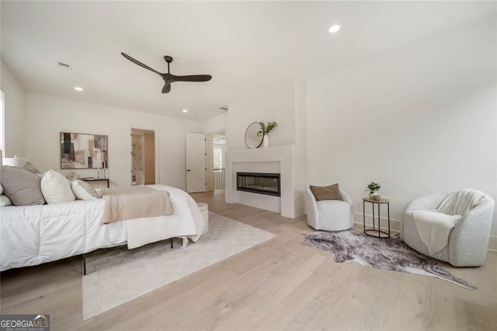 210 Simonton Road SW