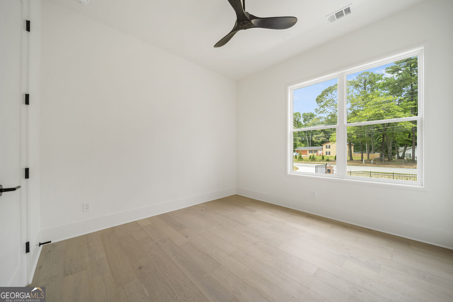 210 Simonton Road SW