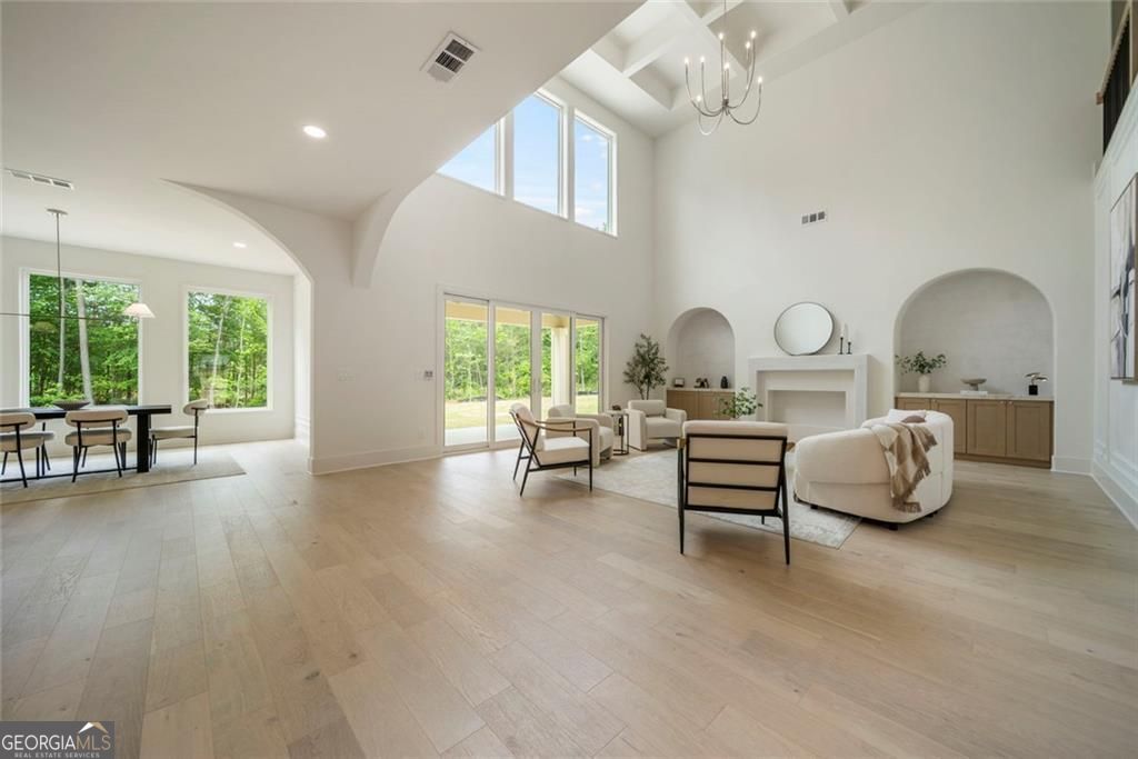210 Simonton Road SW