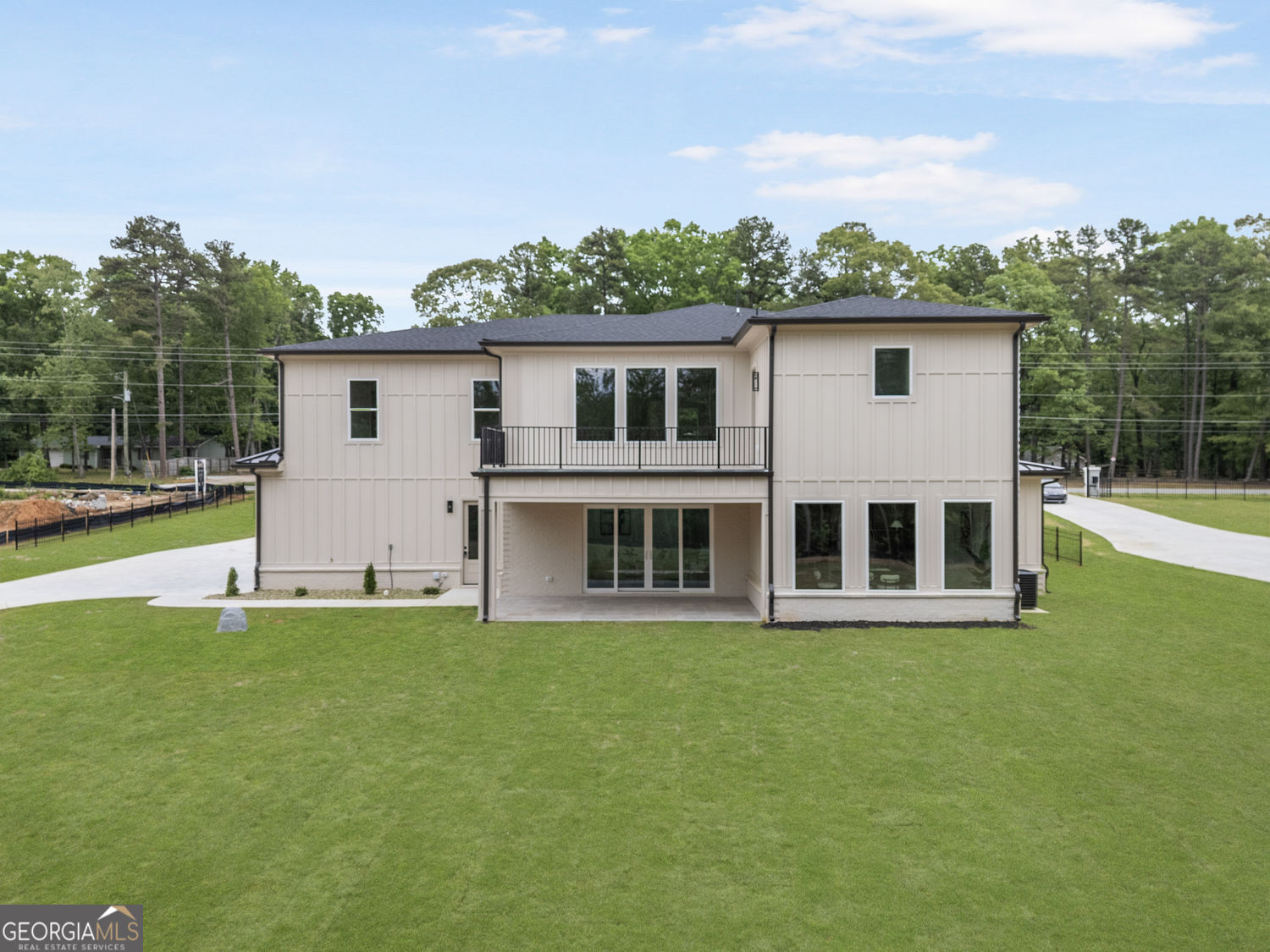 210 Simonton Road SW