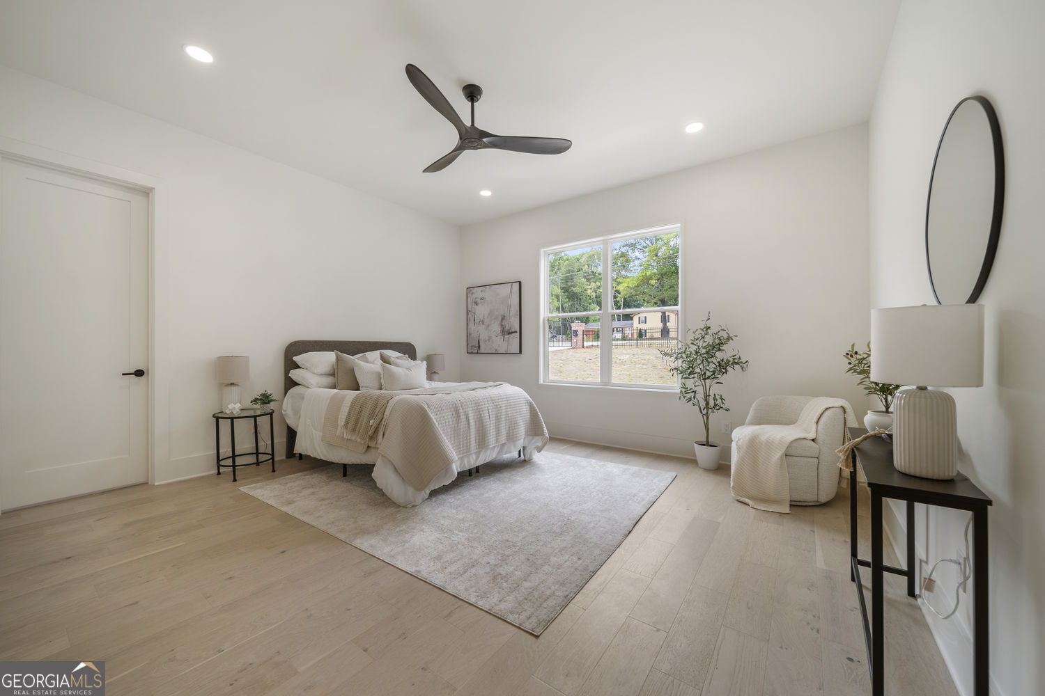 210 Simonton Road SW