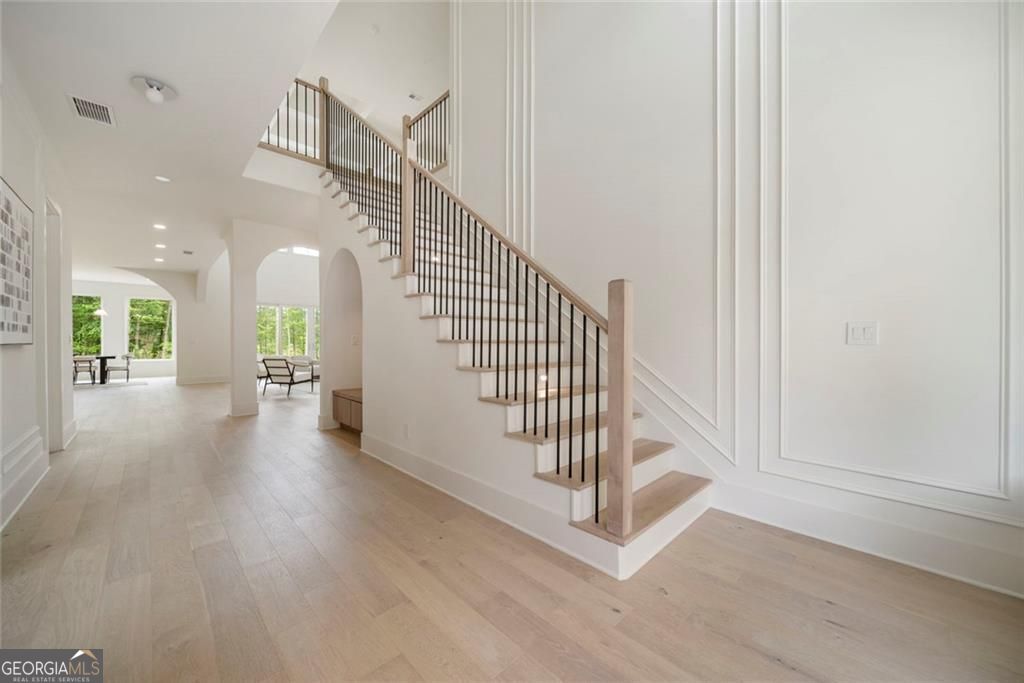 210 Simonton Road SW