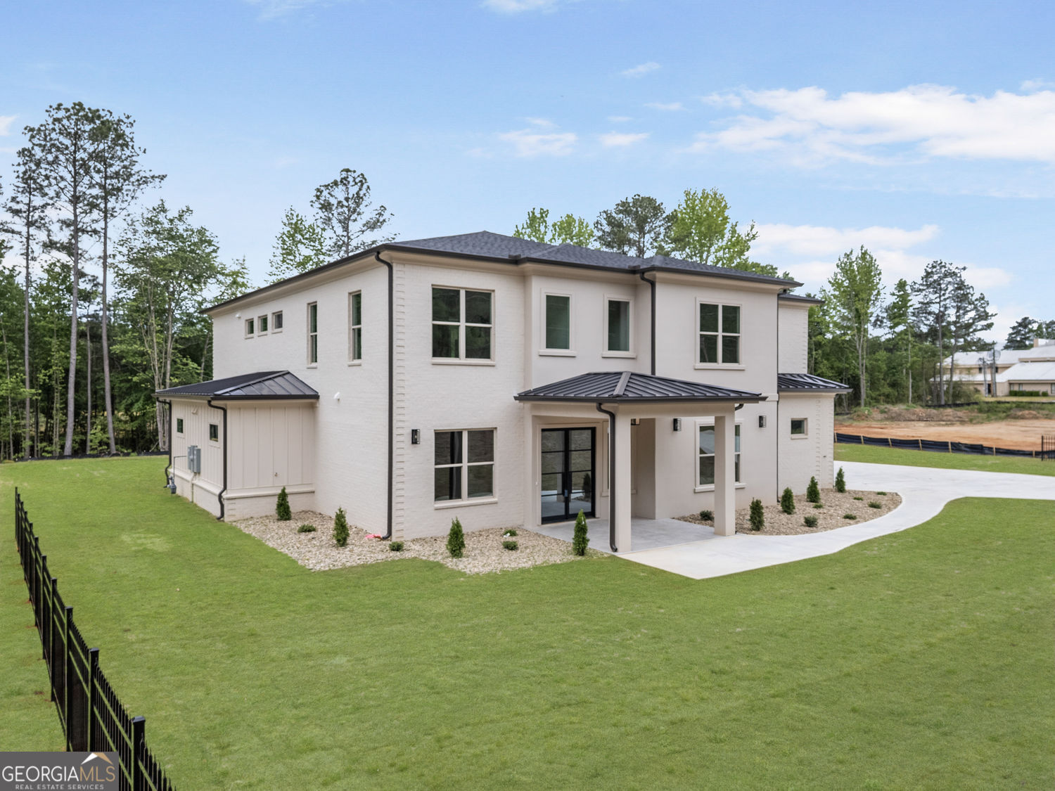 210 Simonton Road SW