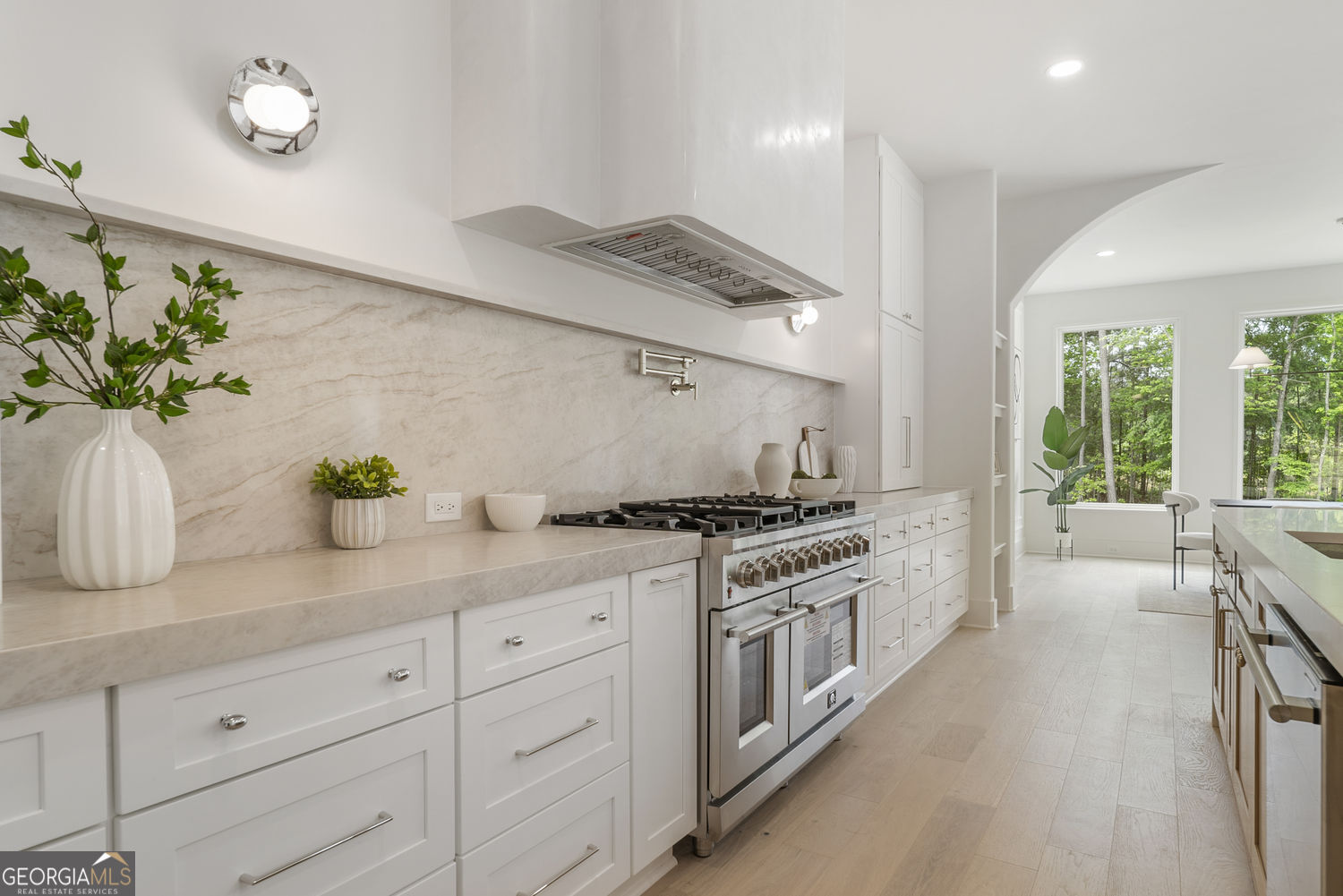 210 Simonton Road SW