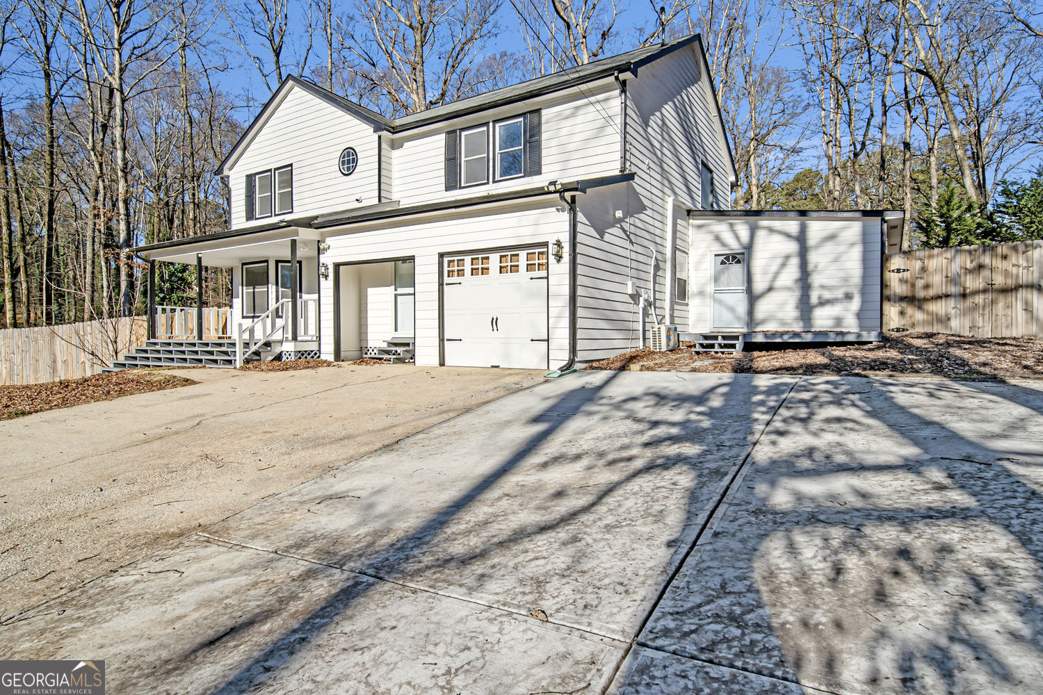 1069 Ashwood Circle