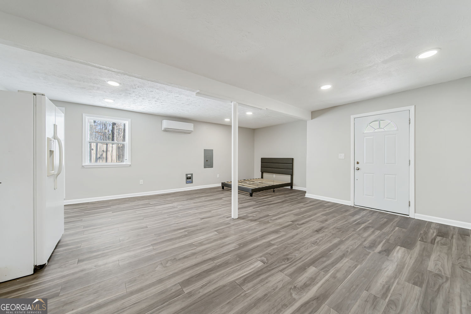 1069 Ashwood Circle