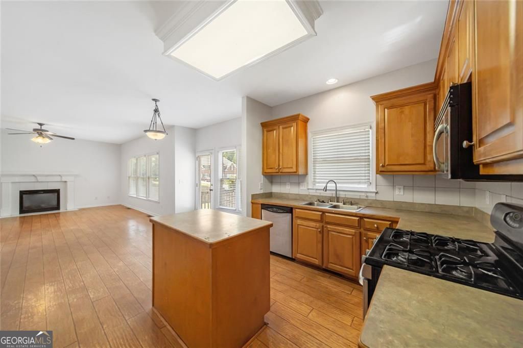 1912 ARBOR SPRINGS Way