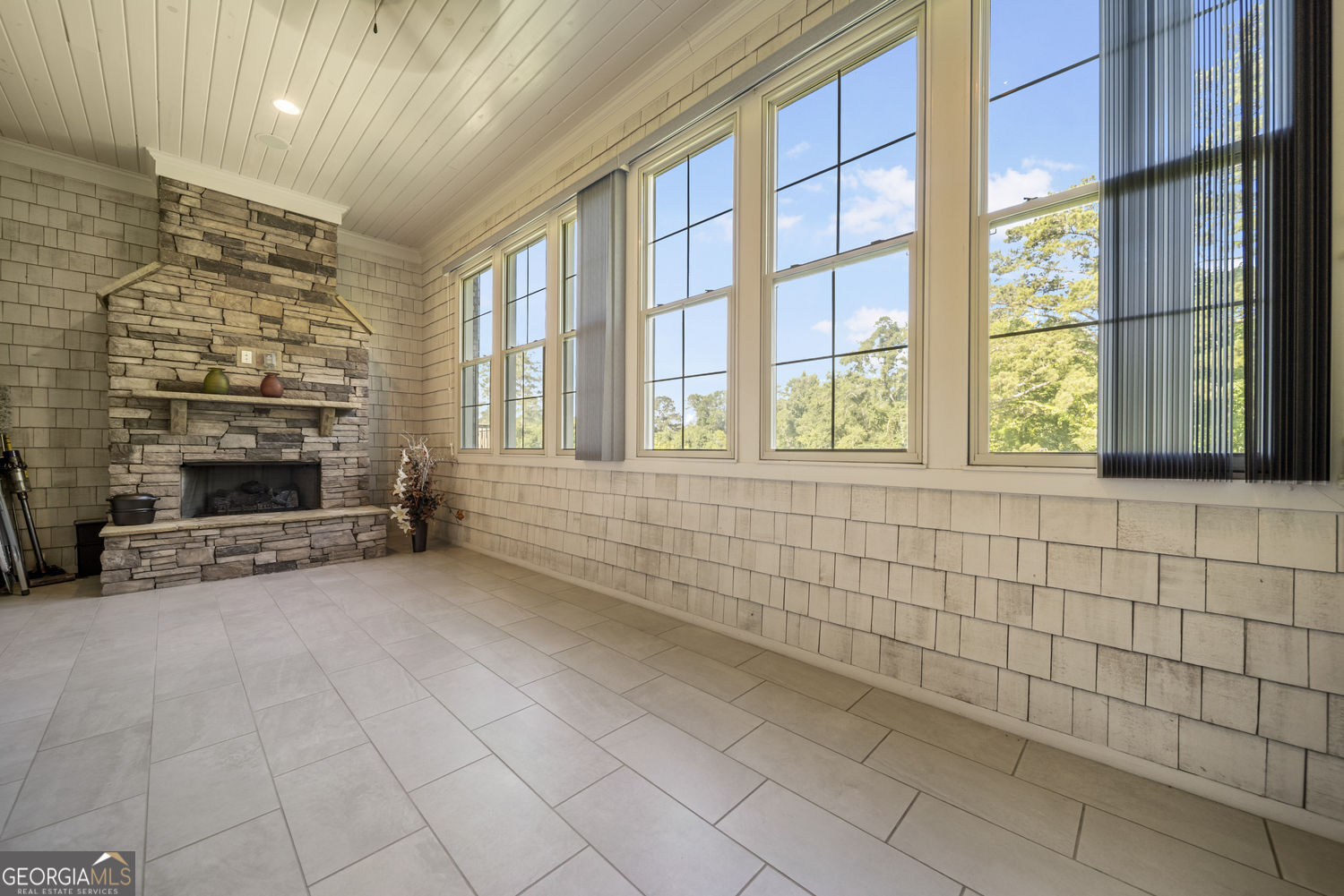 5960 Overlook Club Circle