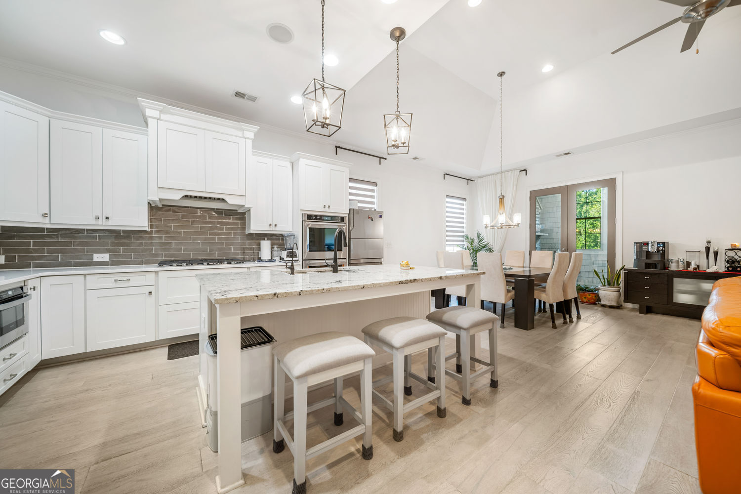 5960 Overlook Club Circle
