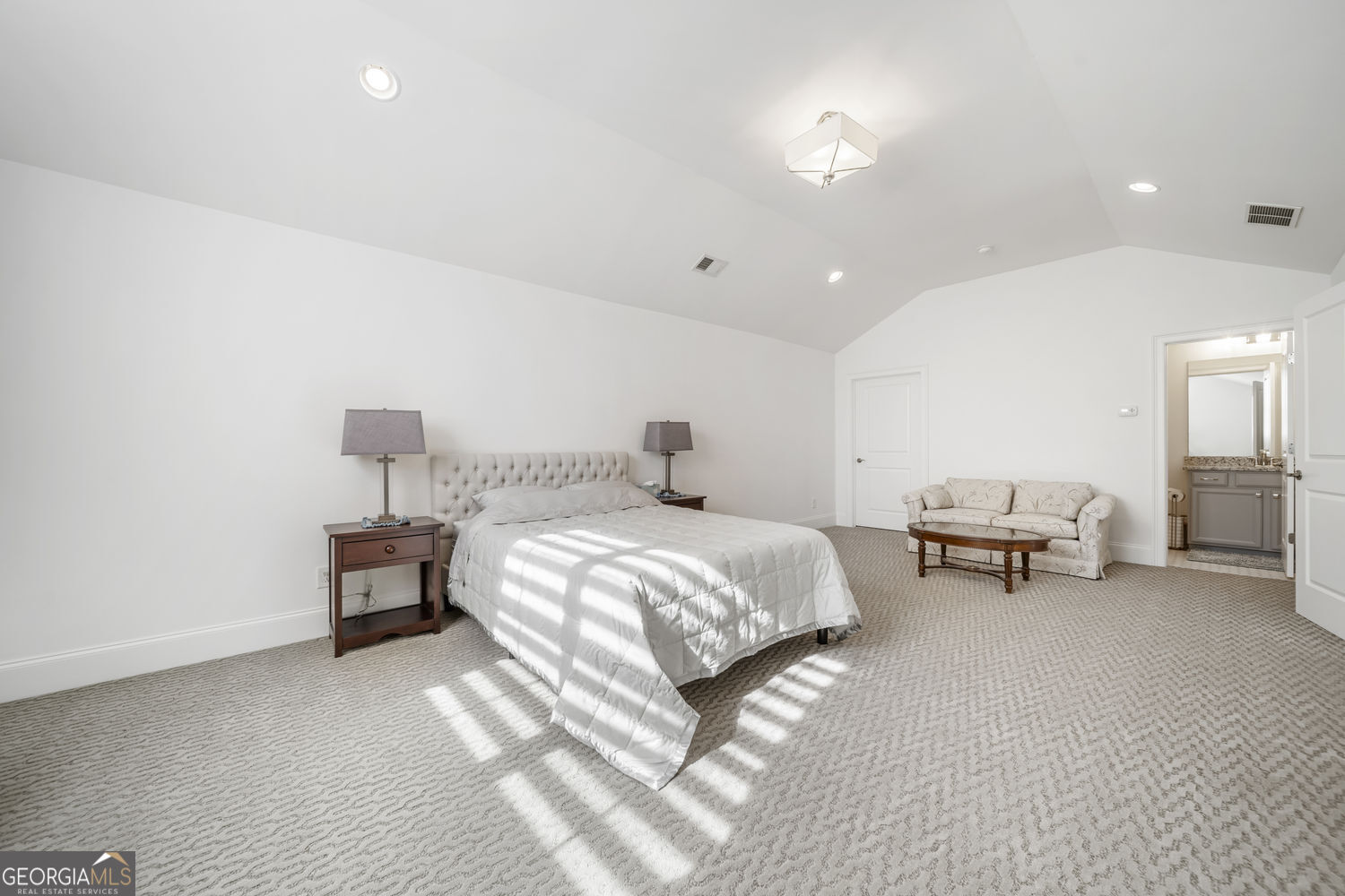 5960 Overlook Club Circle