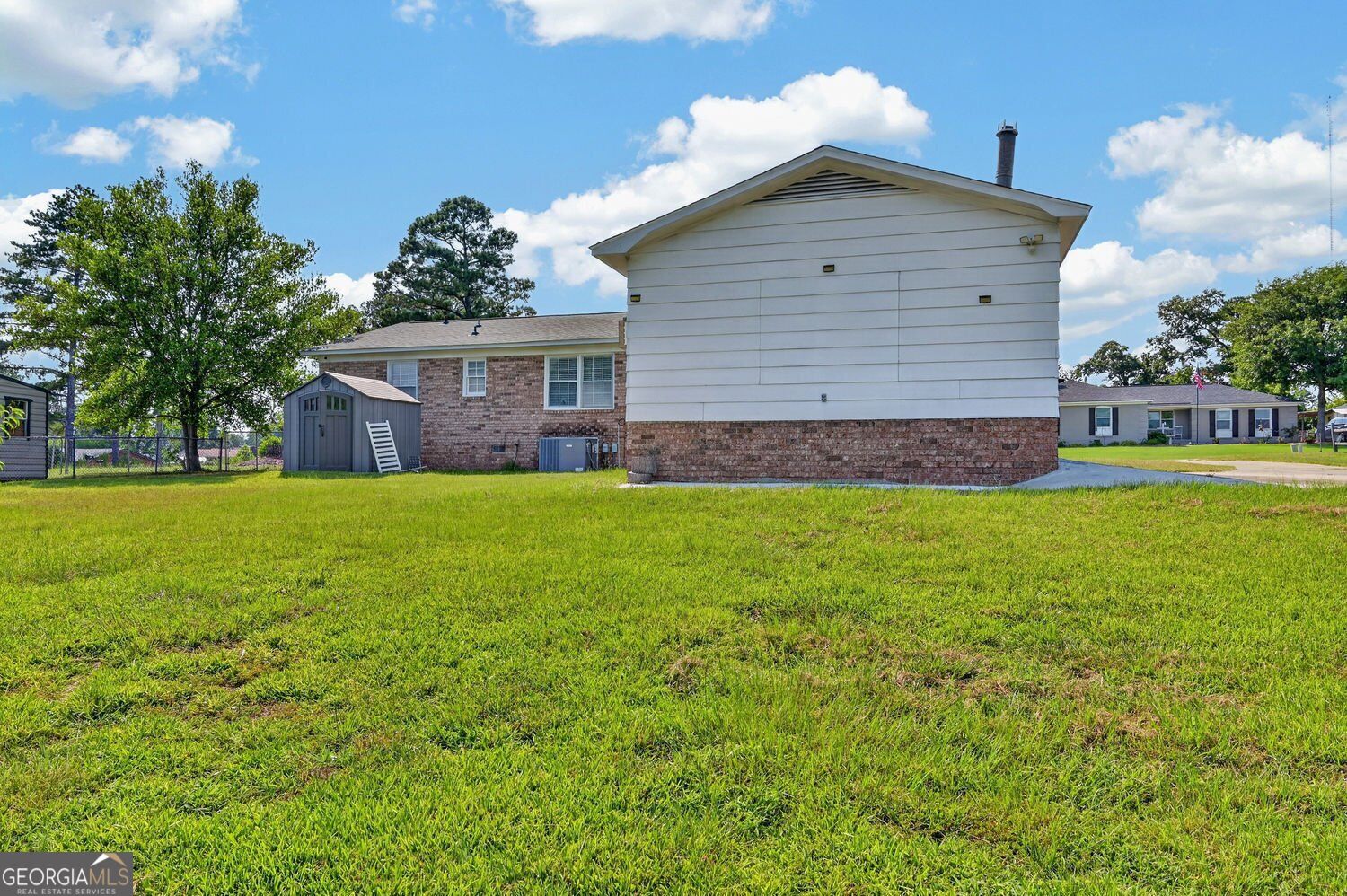 306 Skylark Road
