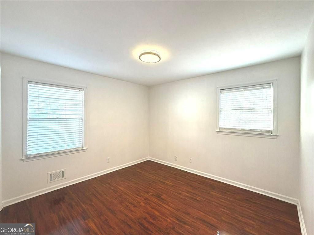 306 Skylark Road