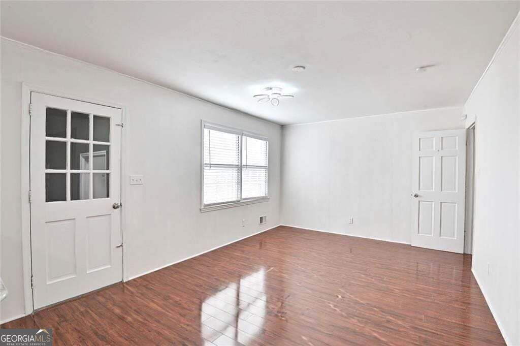 306 Skylark Road