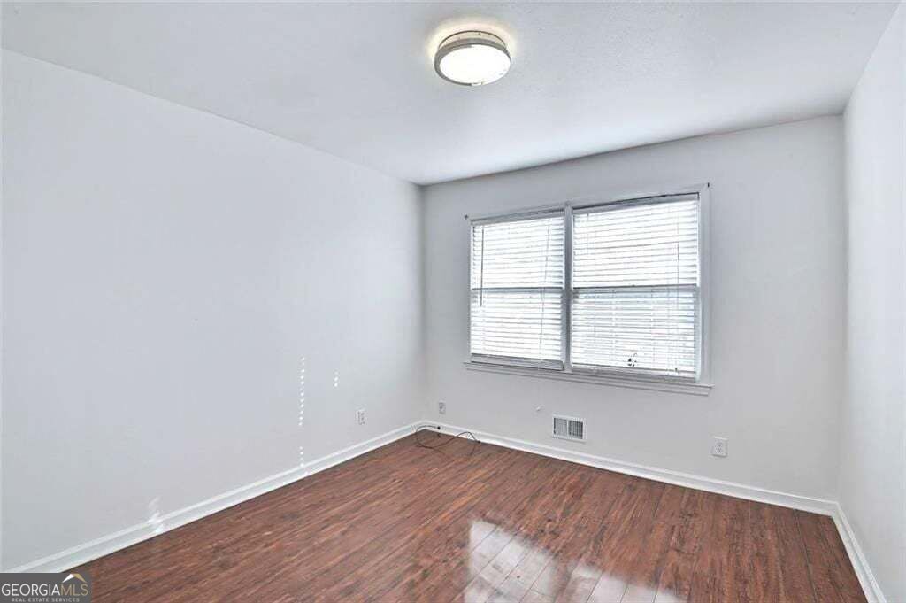 306 Skylark Road