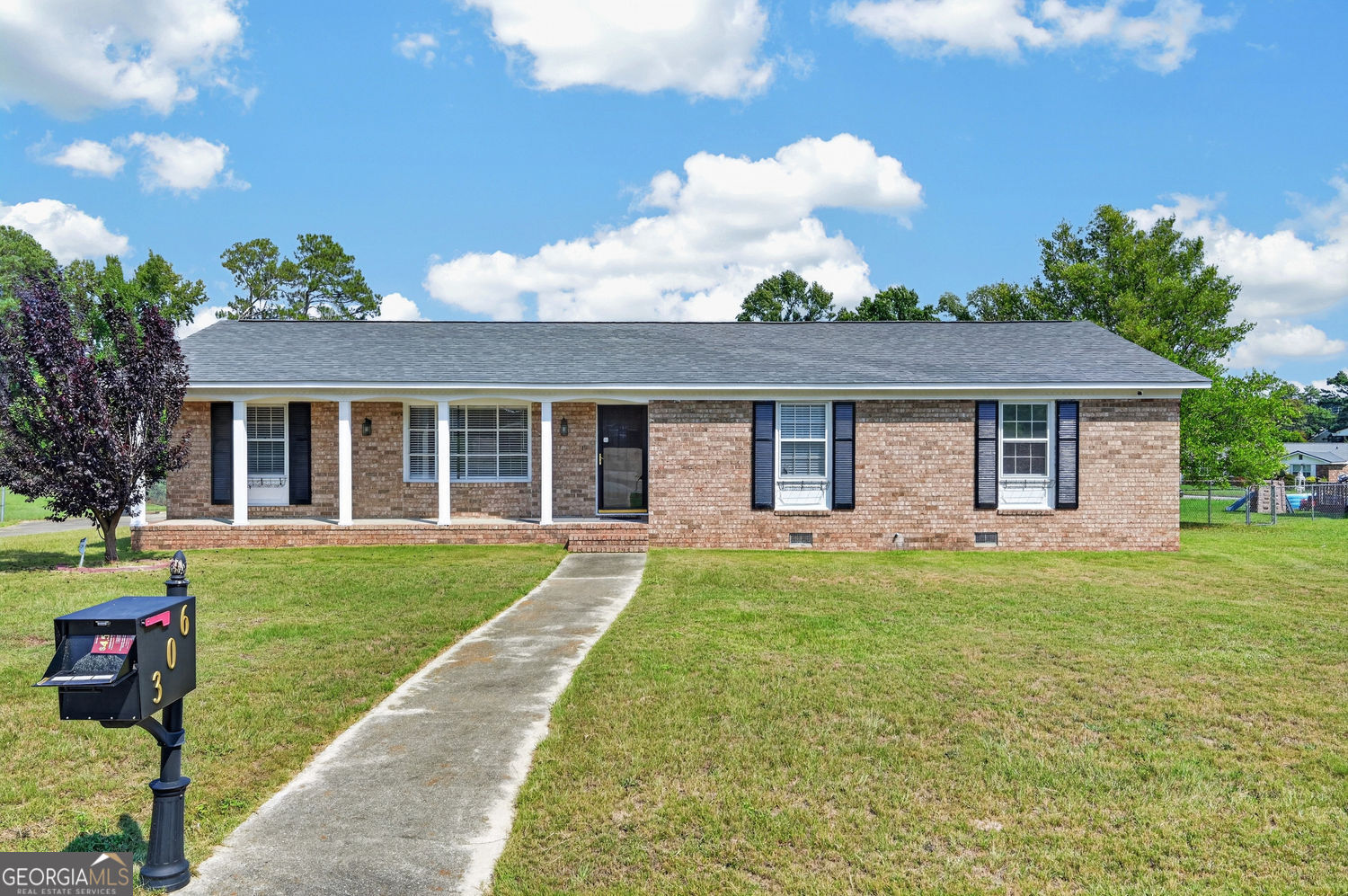 306 Skylark Road