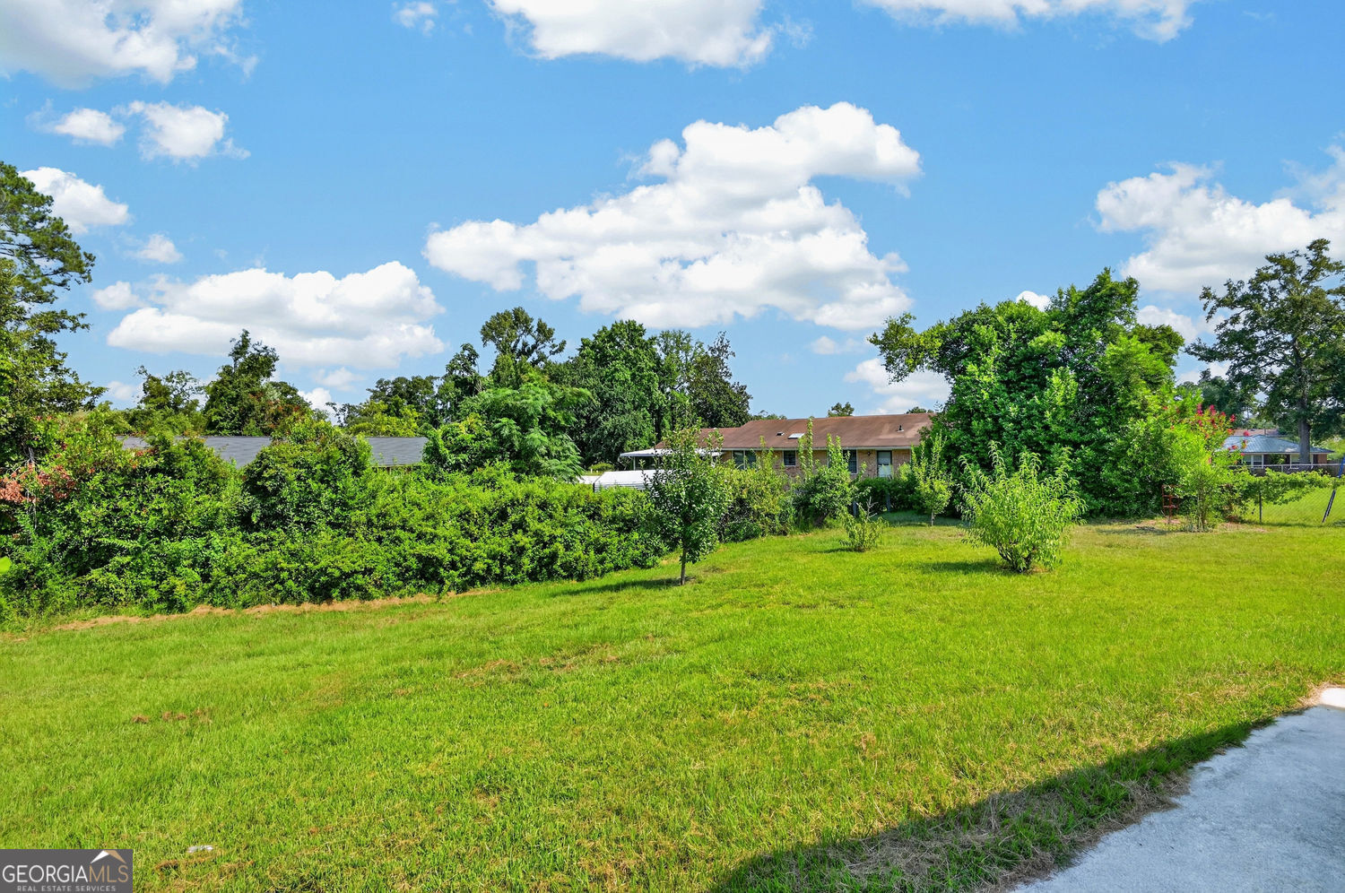 306 Skylark Road