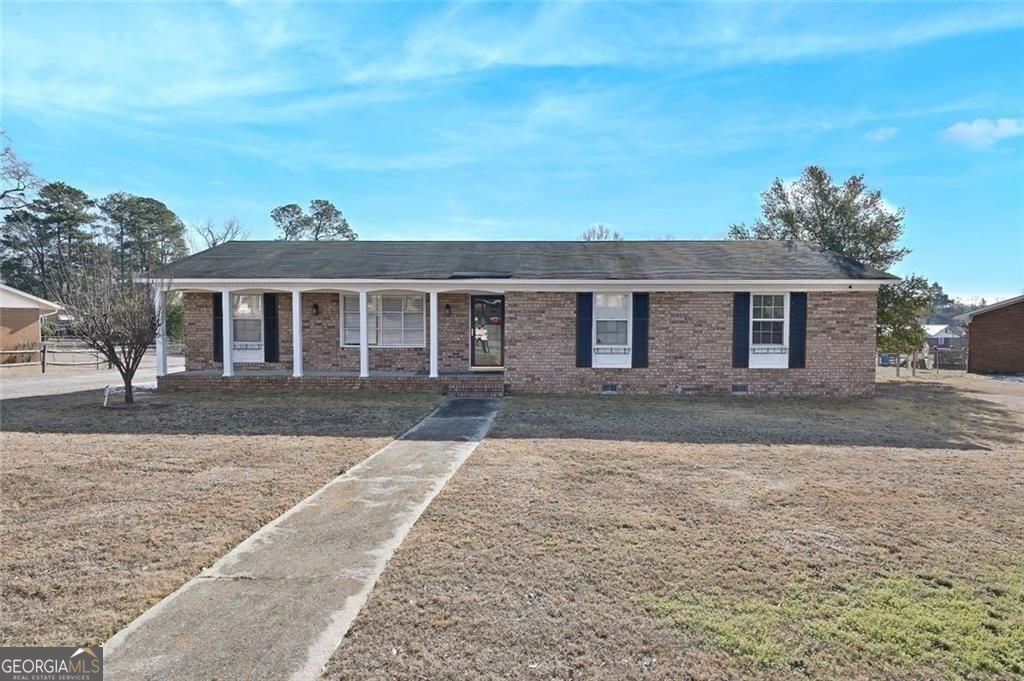 306 Skylark Road
