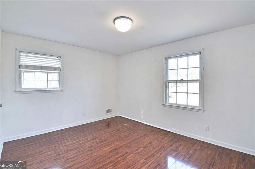 306 Skylark Road