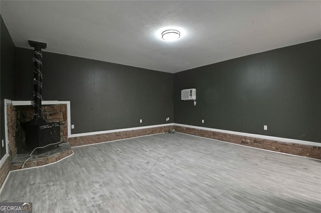 306 Skylark Road