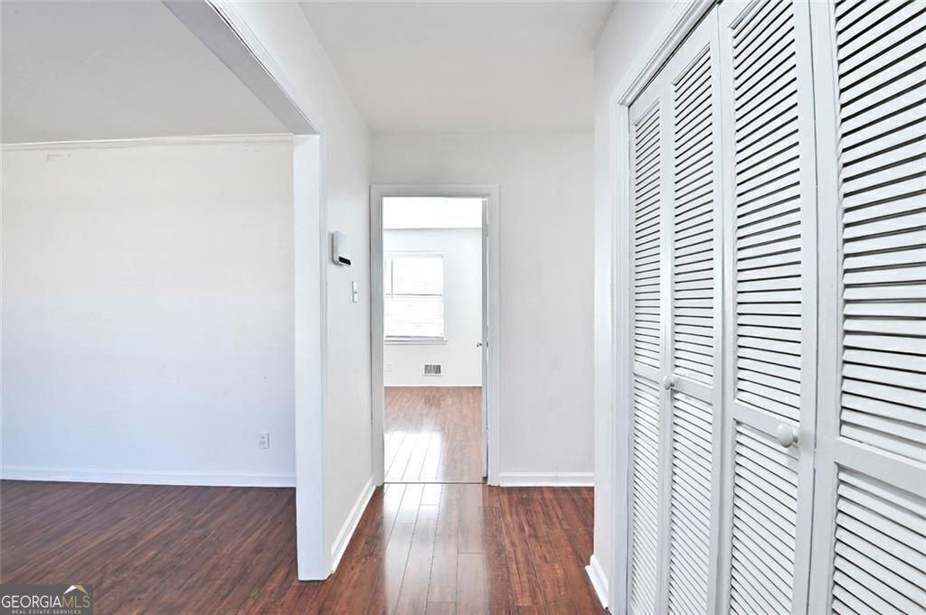 306 Skylark Road