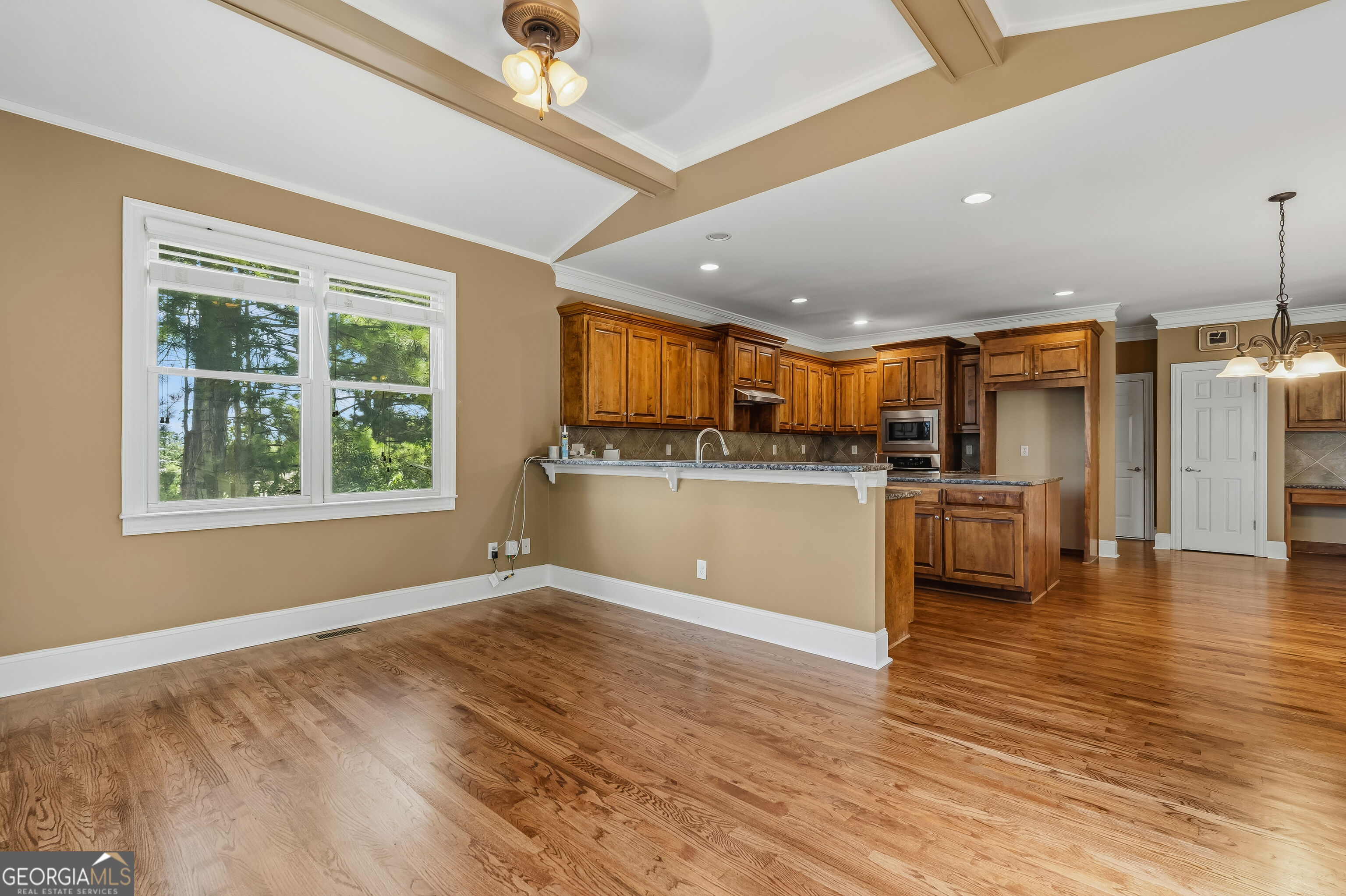 5605 Viewpoint Ct Court