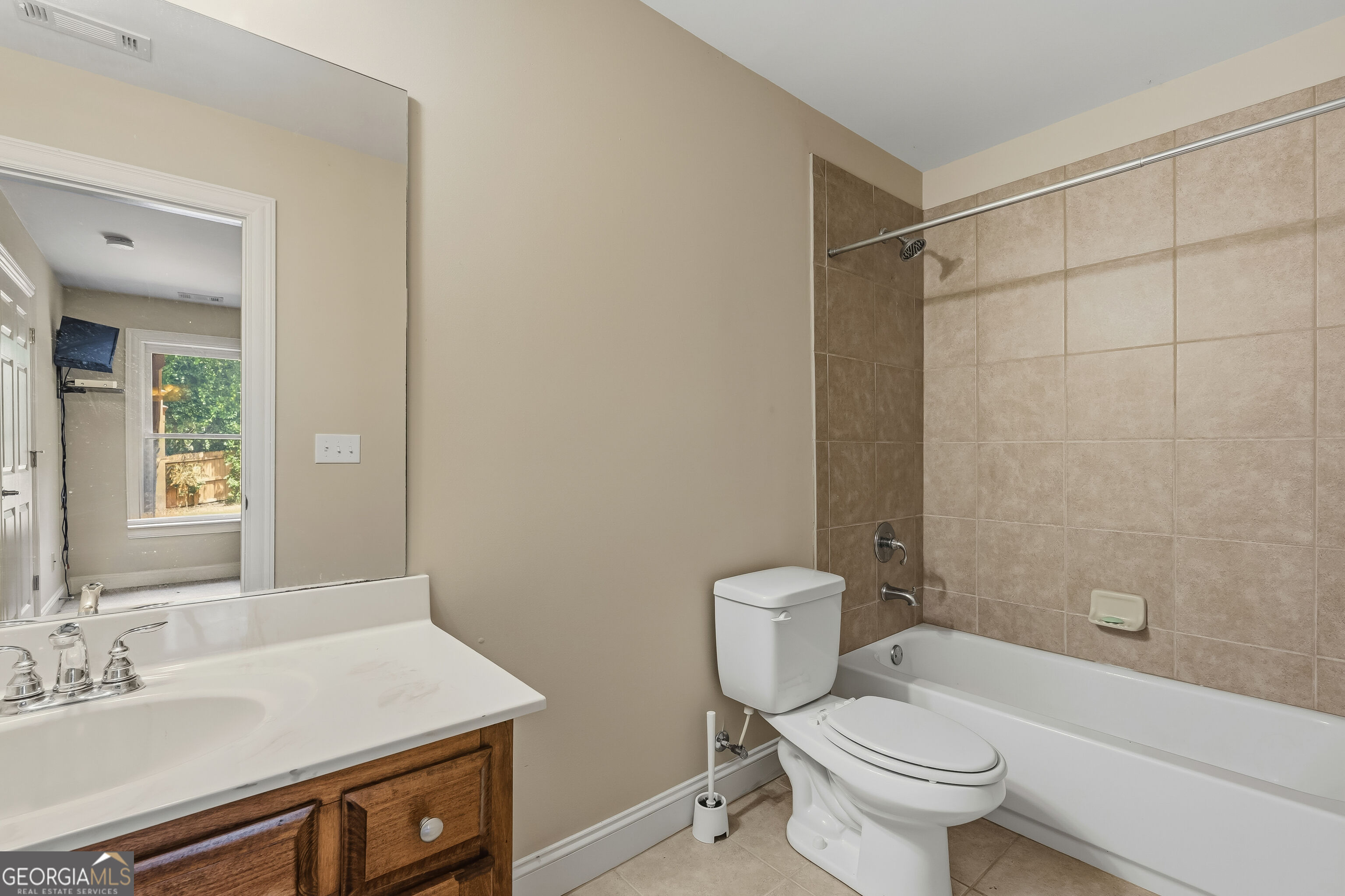 5605 Viewpoint Ct Court