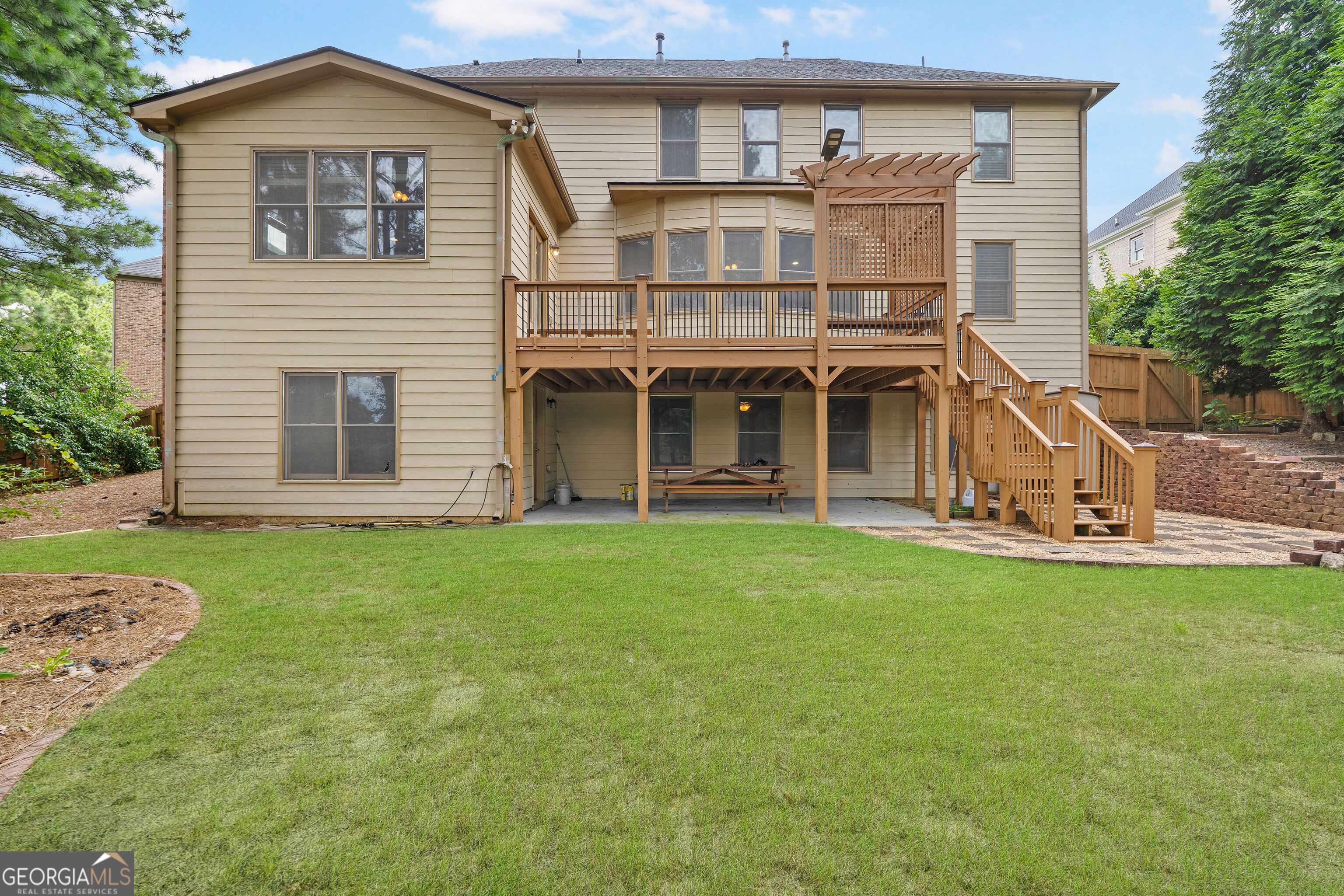 5605 Viewpoint Ct Court