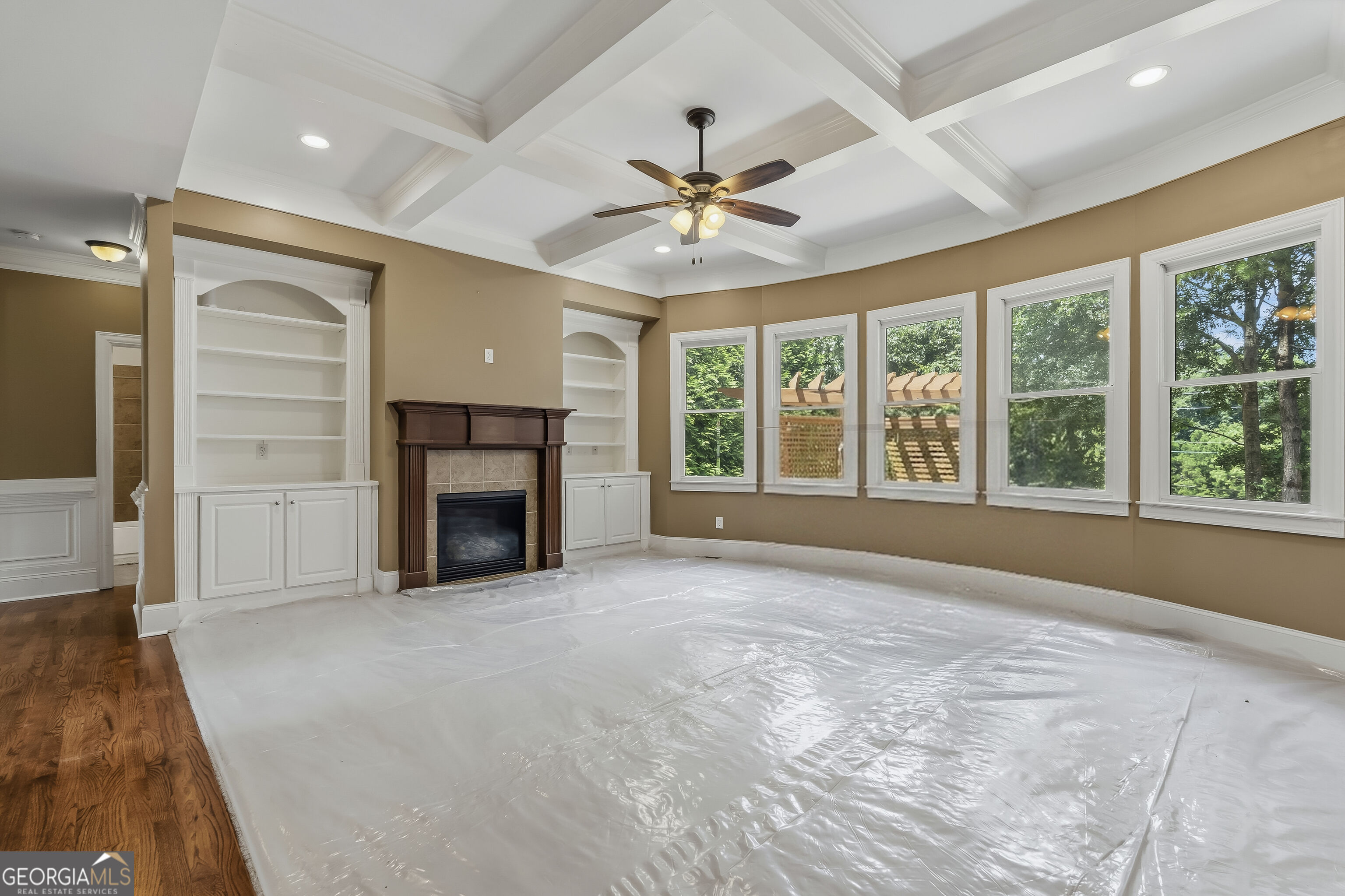 5605 Viewpoint Ct Court