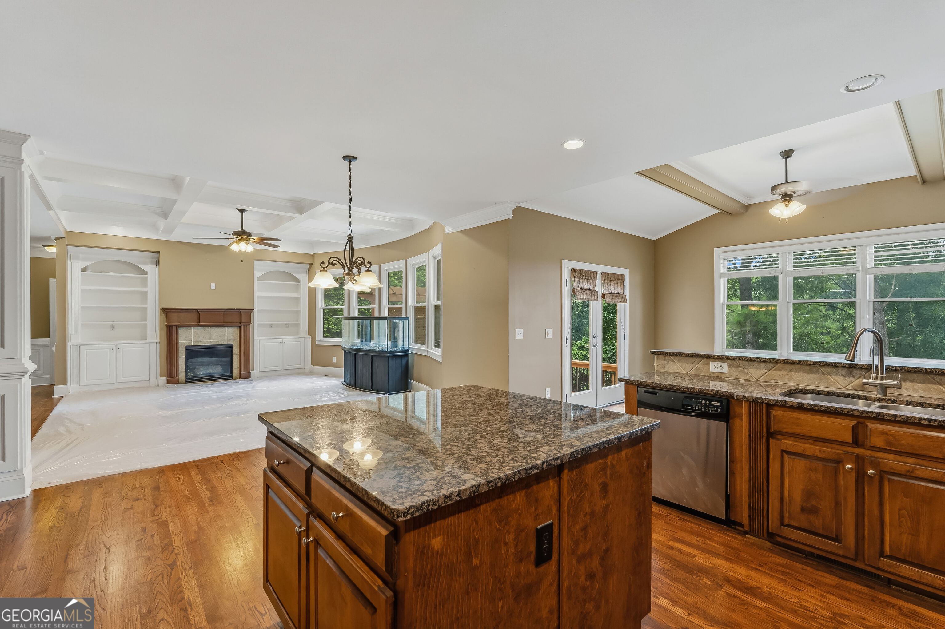 5605 Viewpoint Ct Court