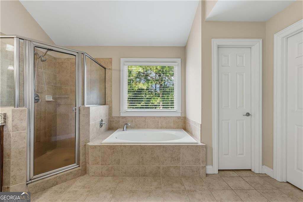 5605 Viewpoint Ct Court