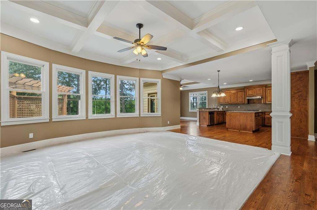 5605 Viewpoint Ct Court