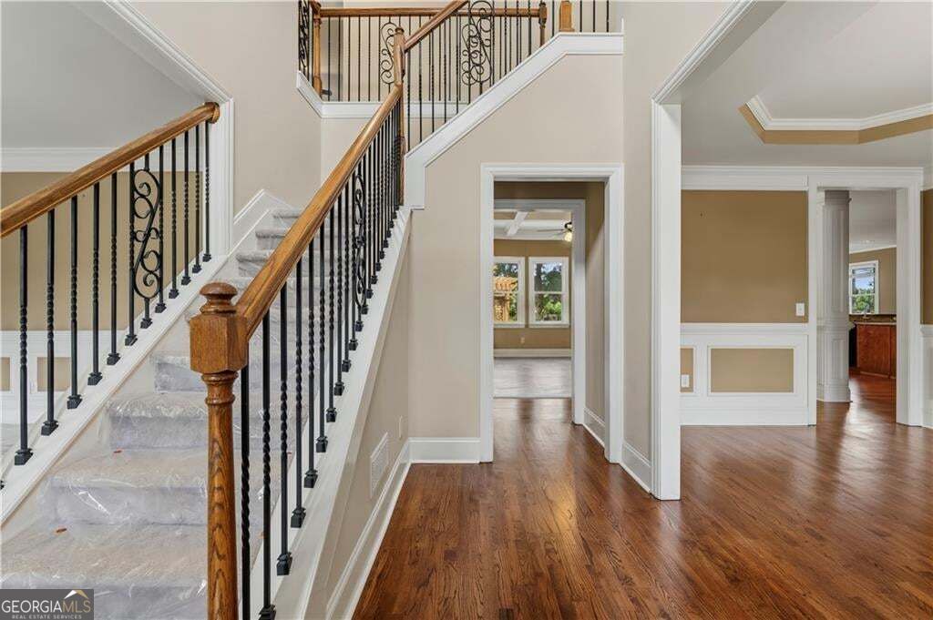 5605 Viewpoint Ct Court