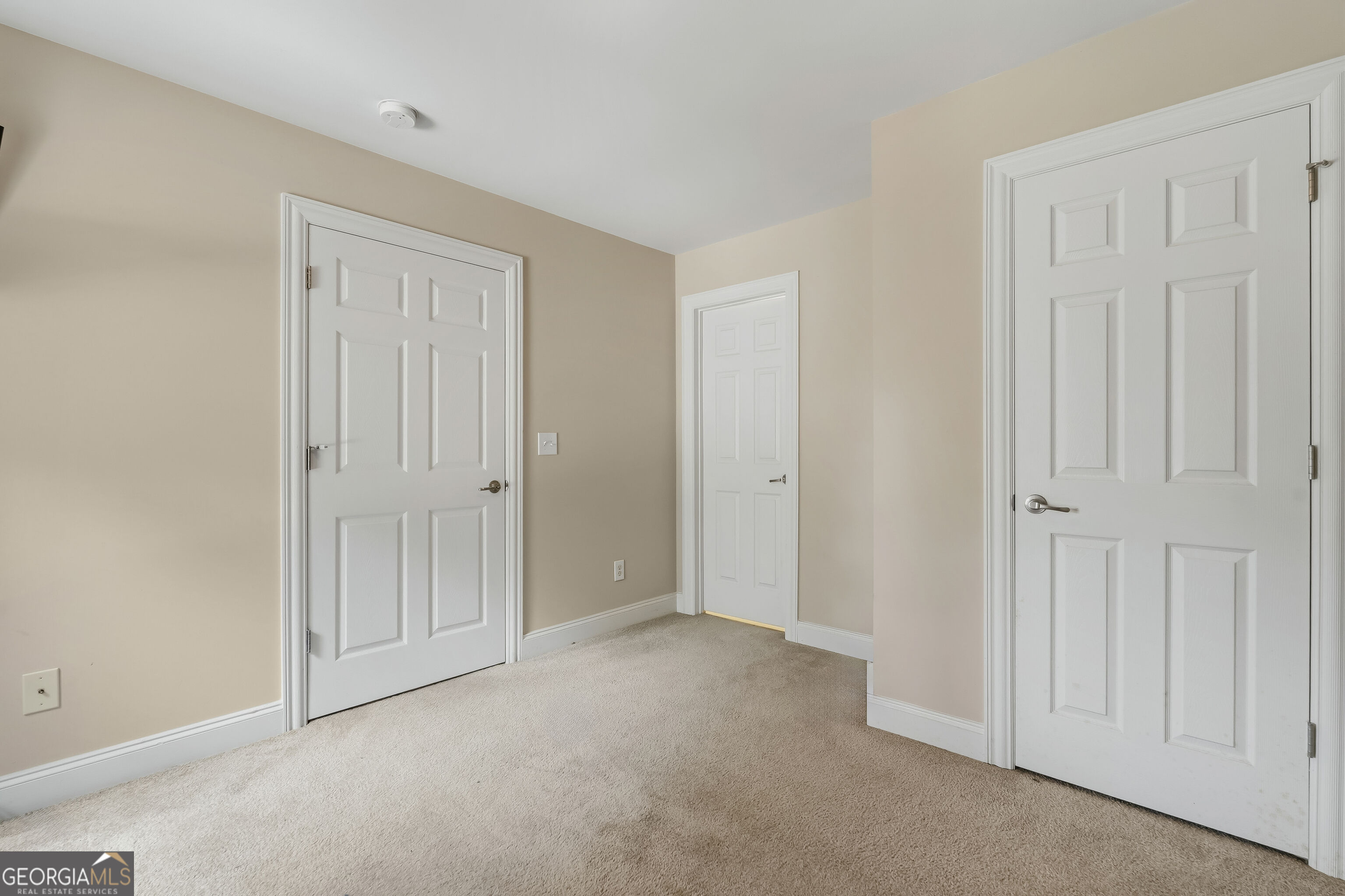 5605 Viewpoint Ct Court