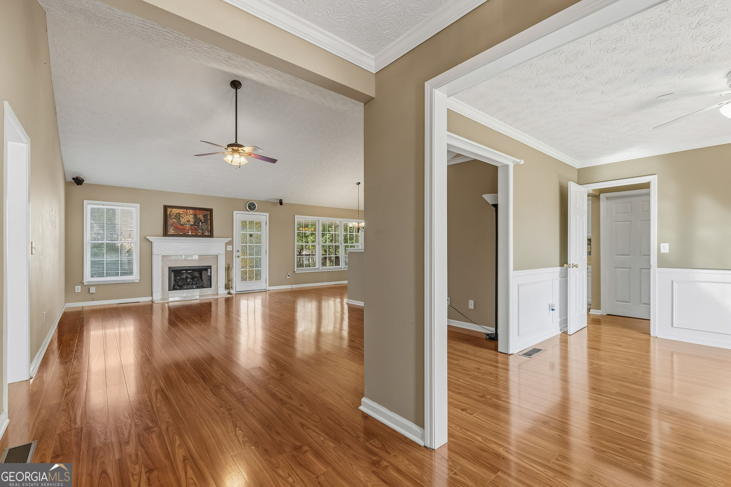 1424 Oak Bend Way