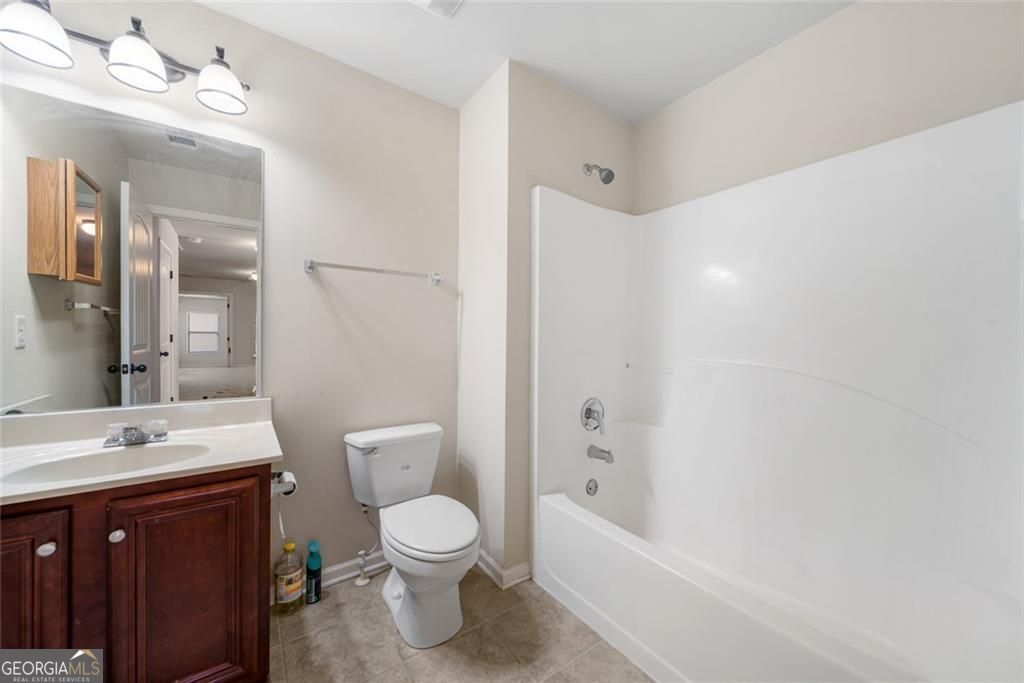 4173 Lilycrest Way