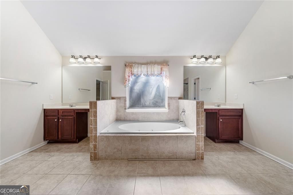 4173 Lilycrest Way