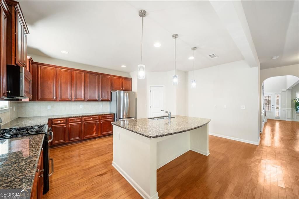 4173 Lilycrest Way