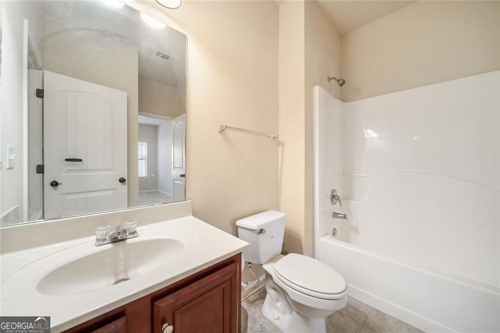 4173 Lilycrest Way
