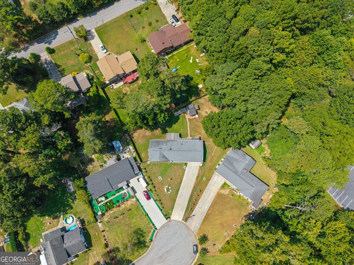 393 Greenleaf Court NW
