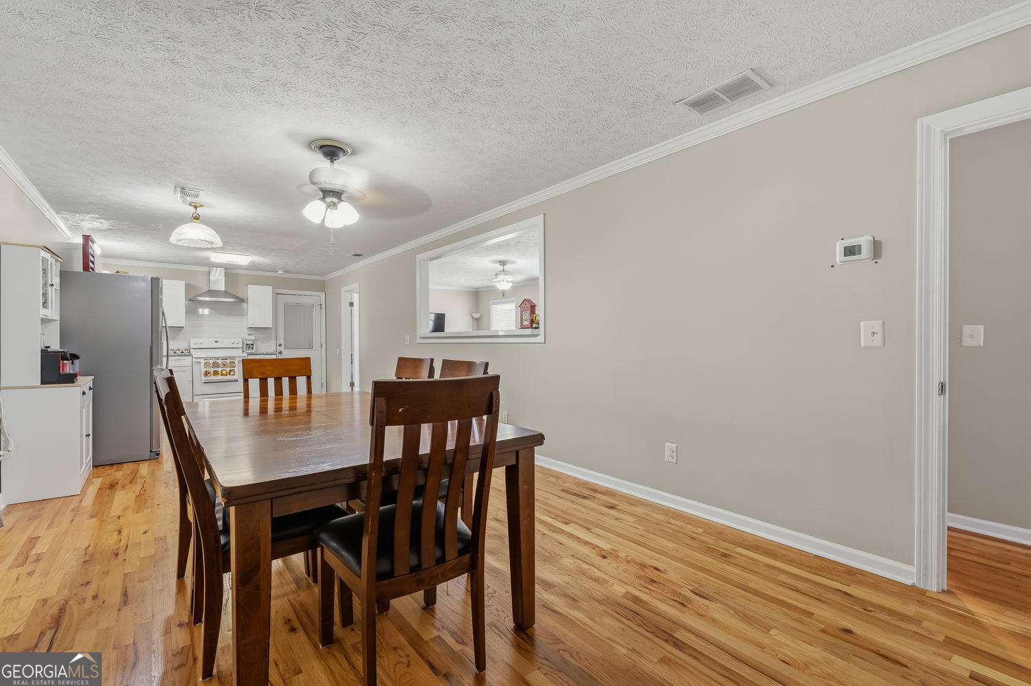 393 Greenleaf Court NW