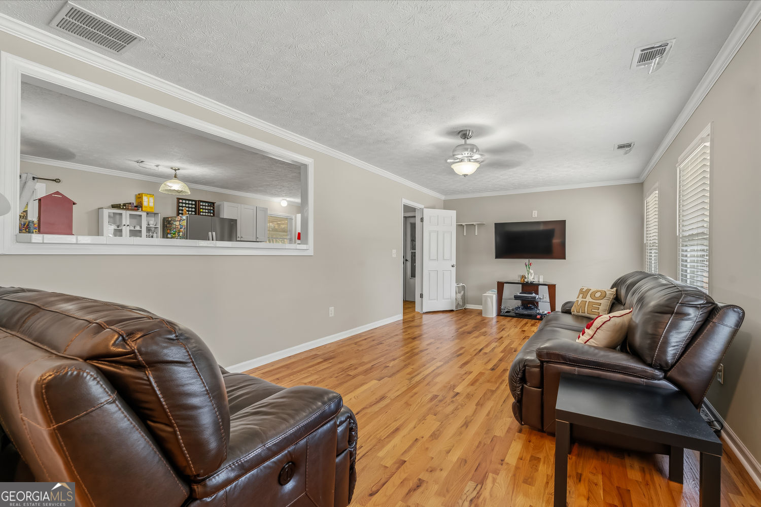 393 Greenleaf Court NW