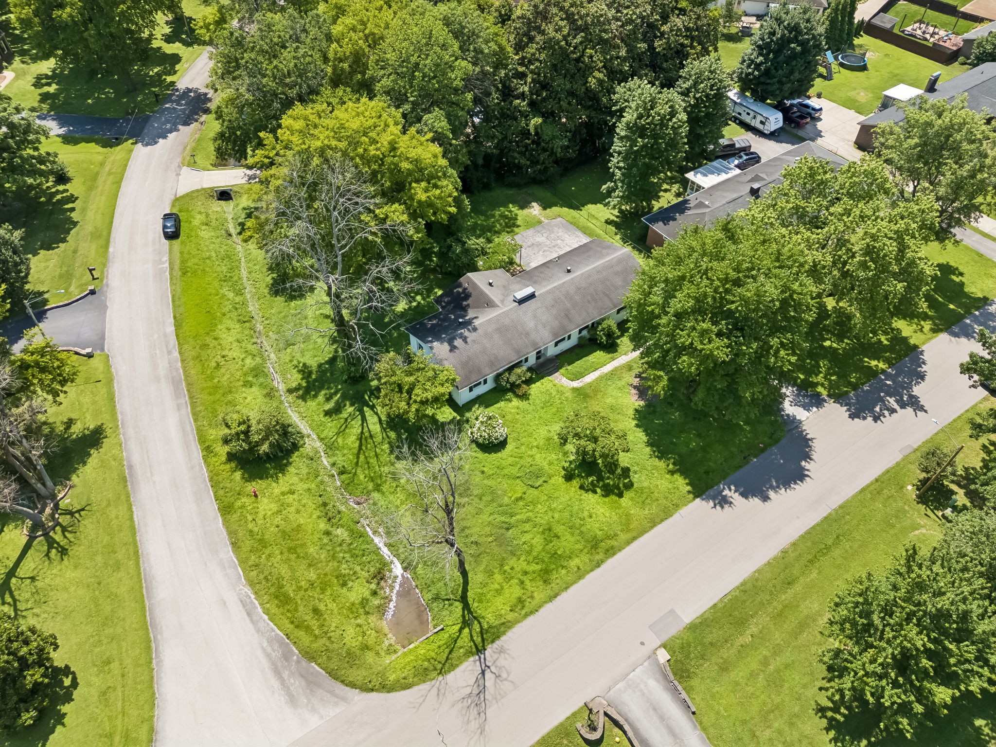 1401 Manor Rd